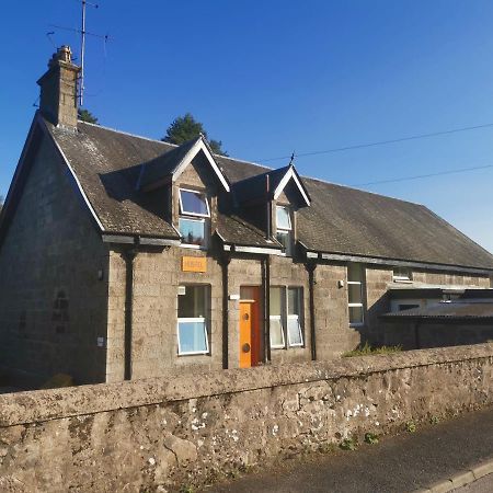 Dalwhinnie Old School Hostel Exterior foto