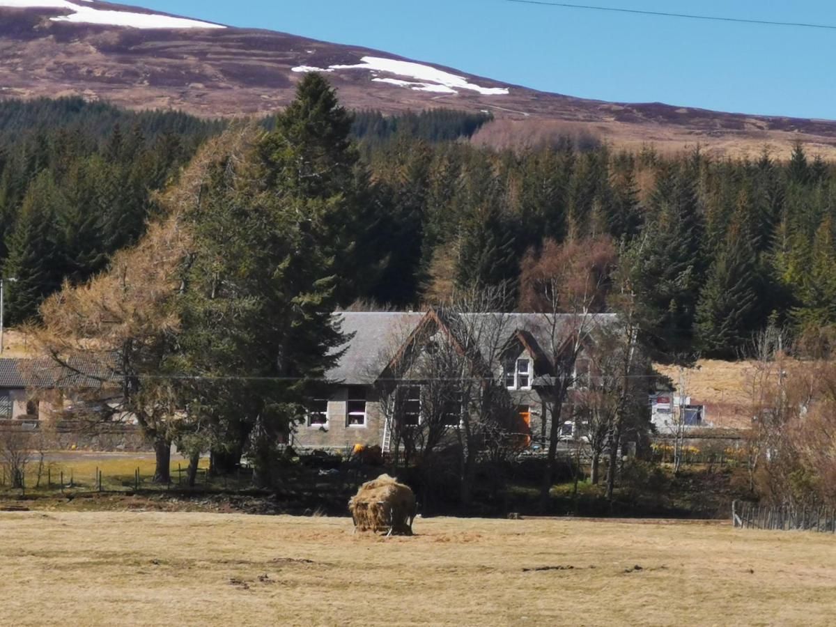 Dalwhinnie Old School Hostel Exterior foto